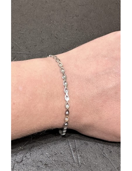 Women's bracelet
