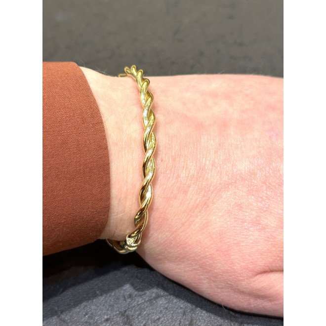 Women's bracelet