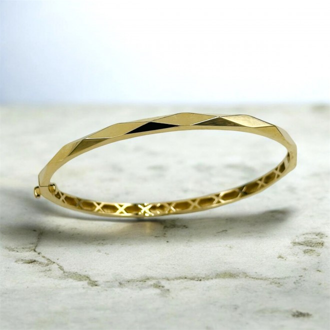 Women's bracelet